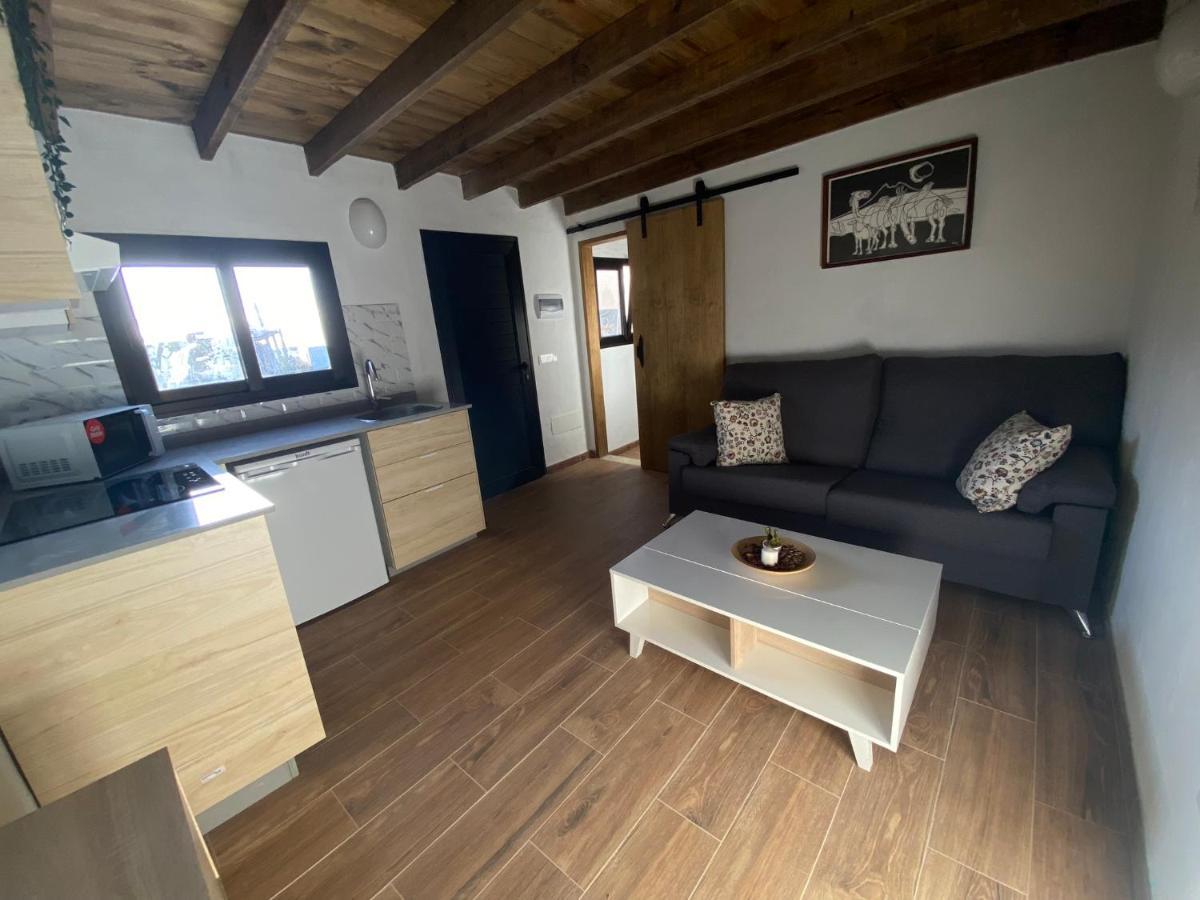 Mardelava Villa Tinajo Luaran gambar