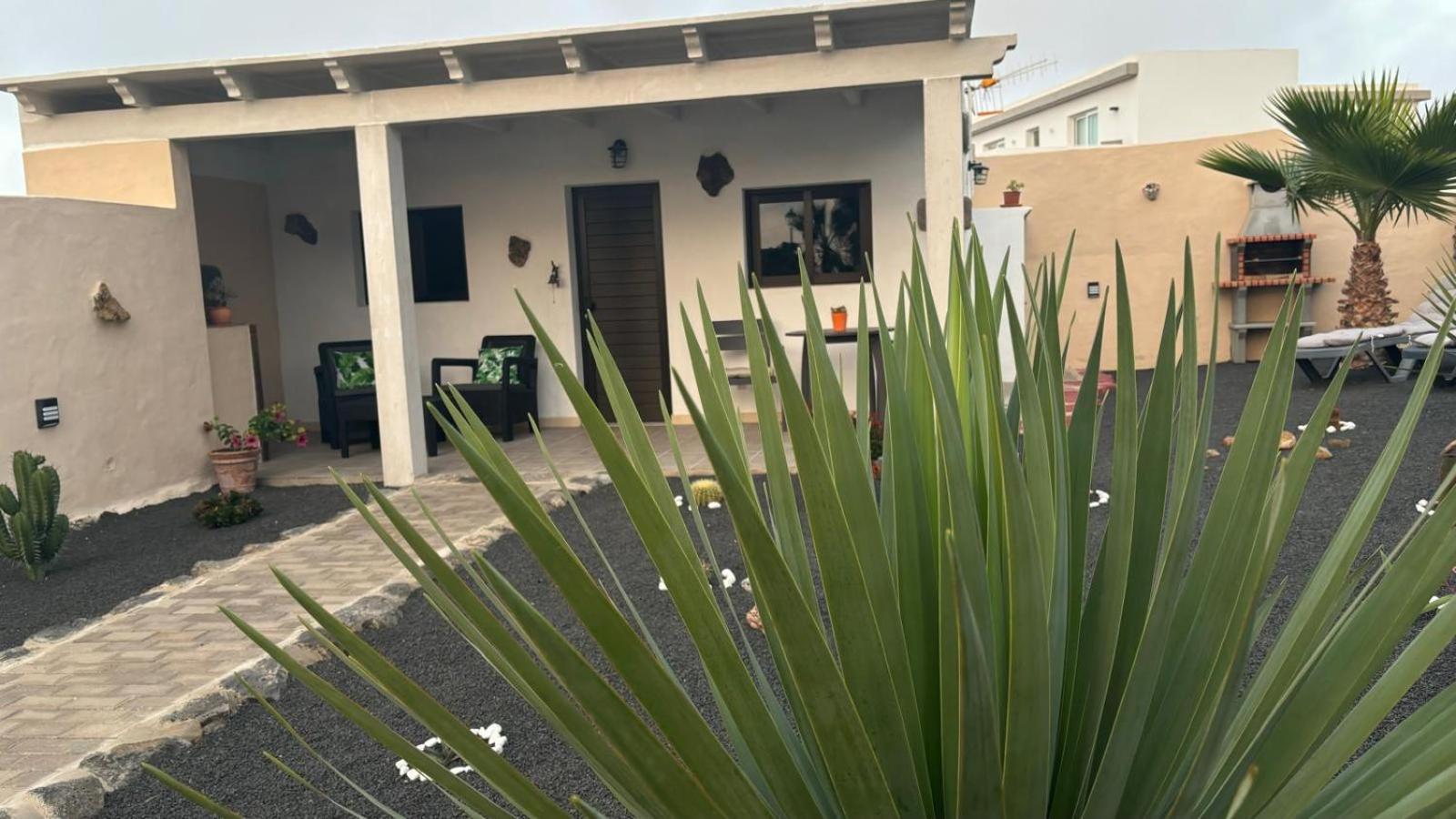 Mardelava Villa Tinajo Luaran gambar